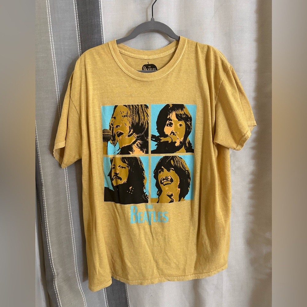 NWOT FORVER 21 yellow beatles shirt